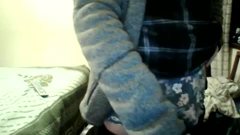 Snapshot of sstrasser chatting on 02/02/25, 11:11 ShYgUy online show from 02/02/25, 11:11