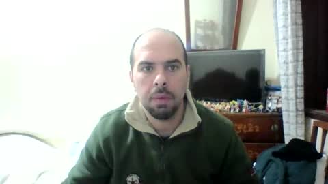 Snapshot of sstrasser chatting on 12/15/25, 06:45 ShYgUy online show from 12/15/25, 06:45