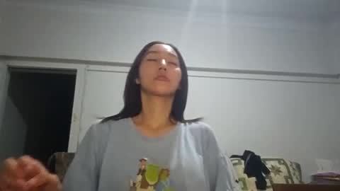Snapshot of ssunya3388 chatting on 02/28/25, 09:25 I am online show from 02/28/25, 09:25