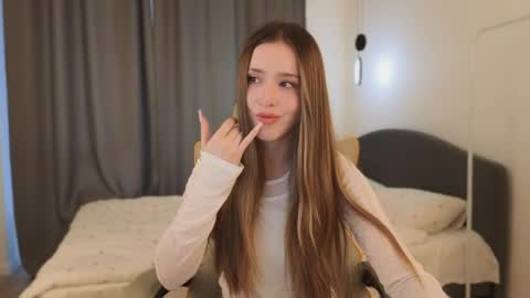 Chloe online show from 05/31/26, 05:26