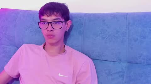 Snapshot of ssweetthott chatting on 03/11/25, 03:34 Ssweetthott online show from 03/11/25, 03:34