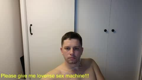 Snapshot of st1vemaster01 chatting on 04/01/26, 03:31 st1vemaster01 online show from 04/01/26, 03:31