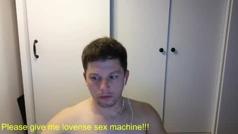 Snapshot of st1vemaster01 chatting on 05/02/26, 03:17 st1vemaster01 online show from 05/02/26, 03:17