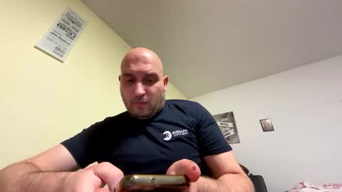 Snapshot of sta13 chatting on 11/21/25, 07:12 sta13 online show from 11/21/25, 07:12