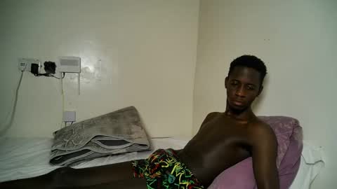 Snapshot of staarboyz chatting on 02/07/25, 01:53 staarboyz online show from 02/07/25, 01:53