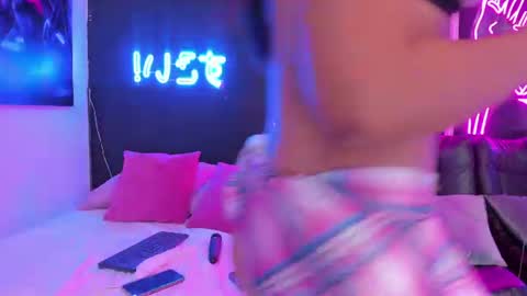 staarlightt online show from 06/26/26, 01:32