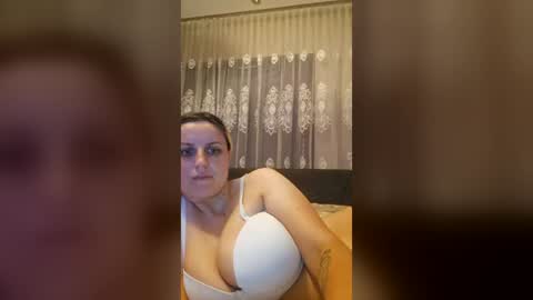 Snapshot of stacey_amelly chatting on 08/05/26, 09:06 Amelly online show from 08/05/26, 09:06
