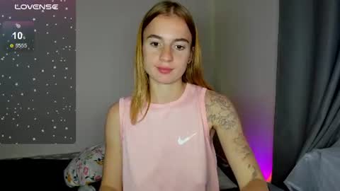 Snapshot of stacey_brow chatting on 07/14/26, 02:05 stacey online show from 07/14/26, 02:05