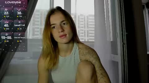 Snapshot of stacey_brow chatting on 07/27/26, 01:12 stacey online show from 07/27/26, 01:12