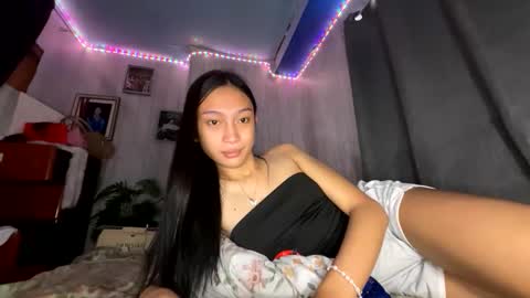 Snapshot of stacey_cravings chatting on 05/18/26, 12:40 stacey_cravings online show from 05/18/26, 12:40