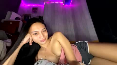 Snapshot of stacey_cravings chatting on 06/10/26, 02:05 stacey_cravings online show from 06/10/26, 02:05