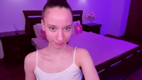 Snapshot of staceycutie chatting on 04/12/26, 05:07 StaceyCutie online show from 04/12/26, 05:07