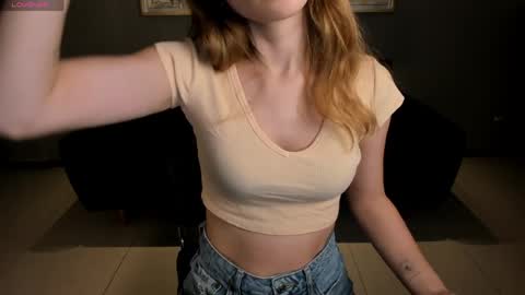 Snapshot of staceywood_ chatting on 03/30/26, 10:38 Stacy Woods online show from 03/30/26, 10:38