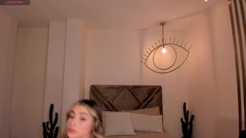 Snapshot of staceywood_ chatting on 05/04/26, 11:50 Stacy Woods online show from 05/04/26, 11:50