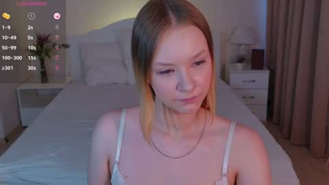 Snapshot of staceyyjones chatting on 07/19/26, 10:08 Stacey online show from 07/19/26, 10:08