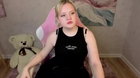 Stacy allenn online show from 05/13/26, 09:39
