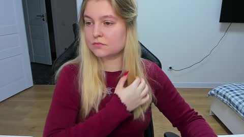 Stacy  online show from 12/01/24, 07:03