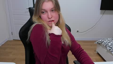 Stacy  online show from 01/03/25, 07:07