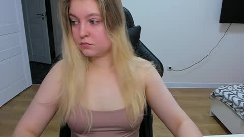 Stacy  online show from 01/08/25, 09:53