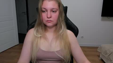 Stacy  online show from 09/15/25, 04:18