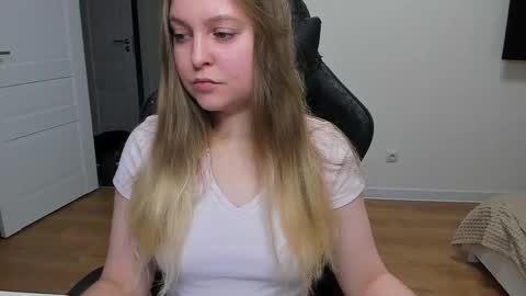 Snapshot of stacy_miraclee chatting on 02/13/26, 04:14 Stacy online show from 02/13/26, 04:14