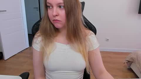 Snapshot of stacy_miraclee chatting on 02/23/26, 10:45 Stacy online show from 02/23/26, 10:45