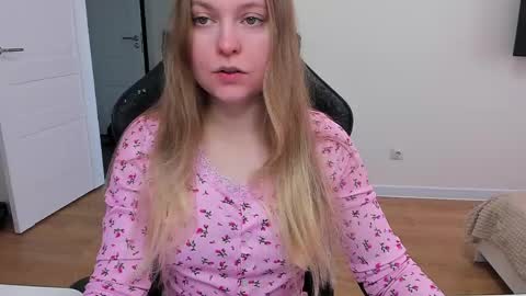 Snapshot of stacy_miraclee chatting on 03/30/26, 10:38 Stacy online show from 03/30/26, 10:38