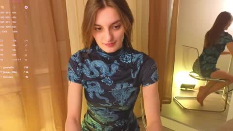 Snapshot of stacy_sexylips chatting on 01/19/25, 04:57 Sexy lips online show from 01/19/25, 04:57