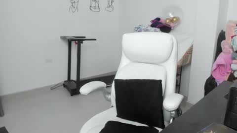 Zulma Yisset online show from 05/13/26, 02:31