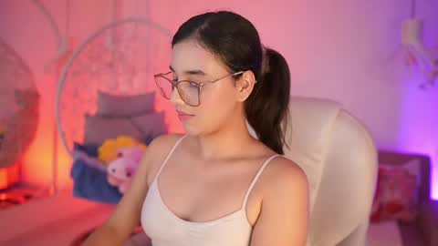 stacycooper_ online show from 05/28/26, 07:11