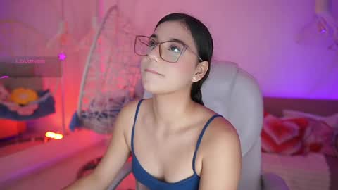 stacycooper_ online show from 06/03/26, 07:08