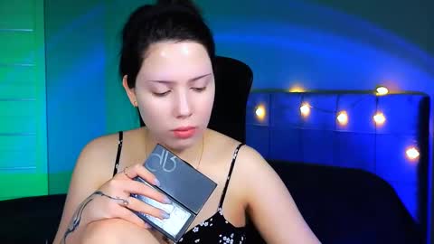 Snapshot of stacygonzales_ chatting on 03/02/25, 06:48 Bye bye dear See you on December 3st  online show from 03/02/25, 06:48