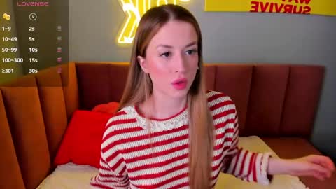 Snapshot of stacywells chatting on 04/19/26, 01:38 Stacy online show from 04/19/26, 01:38