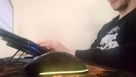 Snapshot of stallion891114 chatting on 03/08/26, 04:00 stallion891114 online show from 03/08/26, 04:00