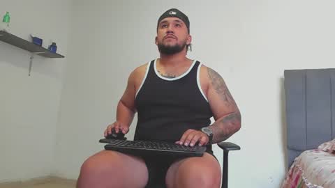 Snapshot of stan_davis chatting on 07/22/26, 01:58 anferney online show from 07/22/26, 01:58