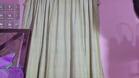 Snapshot of star_bons22 chatting on 08/03/26, 02:43 star bons online show from 08/03/26, 02:43