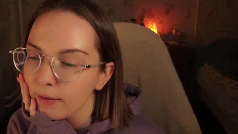 Alice online show from 02/04/25, 01:16