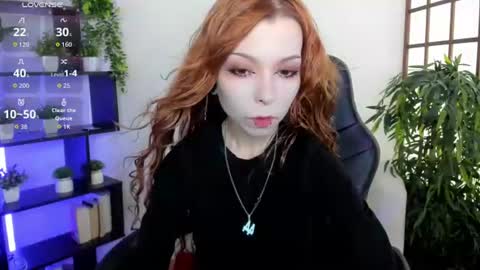Snapshot of star_tarra chatting on 07/27/26, 01:56 Tarra online show from 07/27/26, 01:56