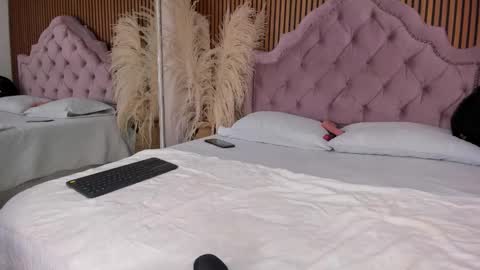 Snapshot of starbutterflyy_ chatting on 01/12/26, 04:39 STAR online show from 01/12/26, 04:39