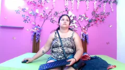 alejandra online show from 05/03/26, 07:09