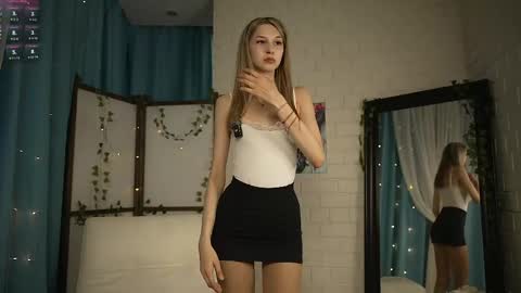Chloe online show from 05/03/26, 01:06