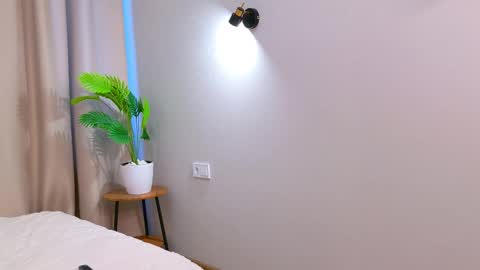 Snapshot of starlace_ chatting on 03/12/26, 02:39 Nina online show from 03/12/26, 02:39