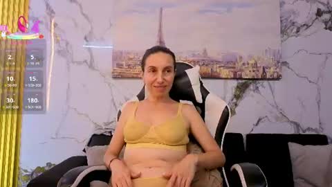 starlight_mature11_aws online show from 06/12/26, 08:08