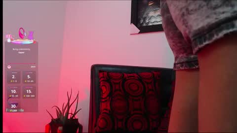 Snapshot of starliz27 chatting on 10/31/25, 12:06 starliz online show from 10/31/25, 12:06