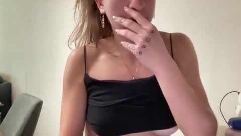 Stassiethatsororitygirl online show from 12/24/24, 07:11