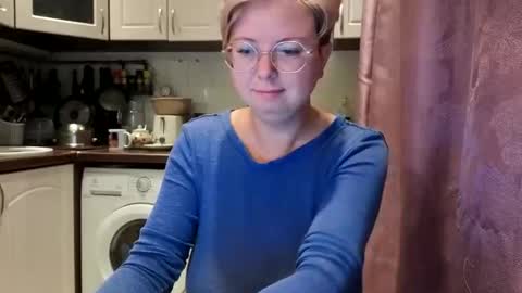 Stasya online show from 10/03/25, 01:57