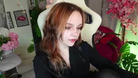 MONICA online show from 11/08/25, 01:22