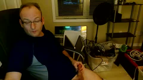 Snapshot of steakman007 chatting on 12/13/24, 11:45 Steakman online show from 12/13/24, 11:45