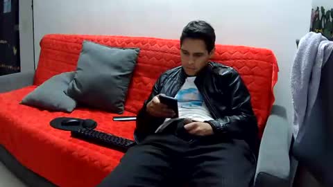 Snapshot of steban_jyj chatting on 06/16/26, 01:30 Katalleya and Steban online show from 06/16/26, 01:30