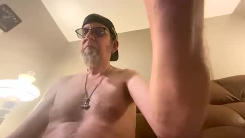 Snapshot of steel259373 chatting on 09/23/25, 11:19 steel259373 online show from 09/23/25, 11:19